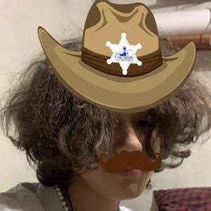 Meet your Posher, Maikol